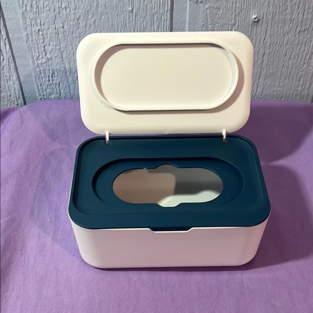5 for $10 💜 Reusable Baby Wipes Container - Picture 2 of 5